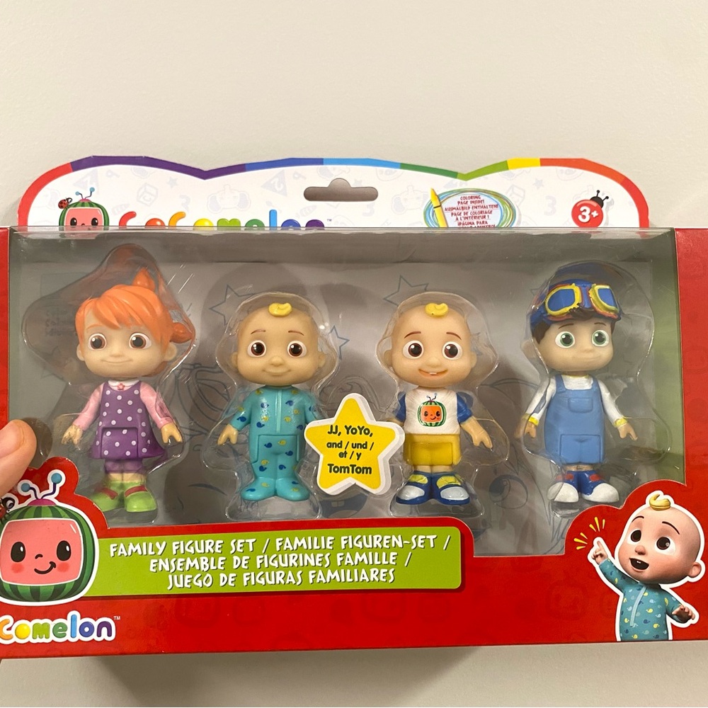 Cocomelon family toy set